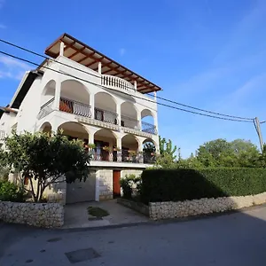apartmani-olga-bibinje.hotelinzadar.com/